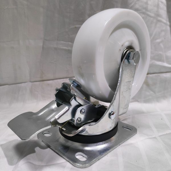 1121D - Image 4